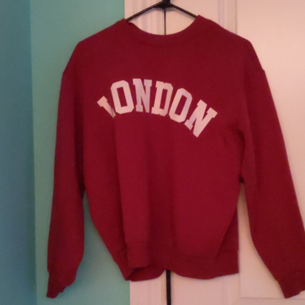 Woman's crew neck